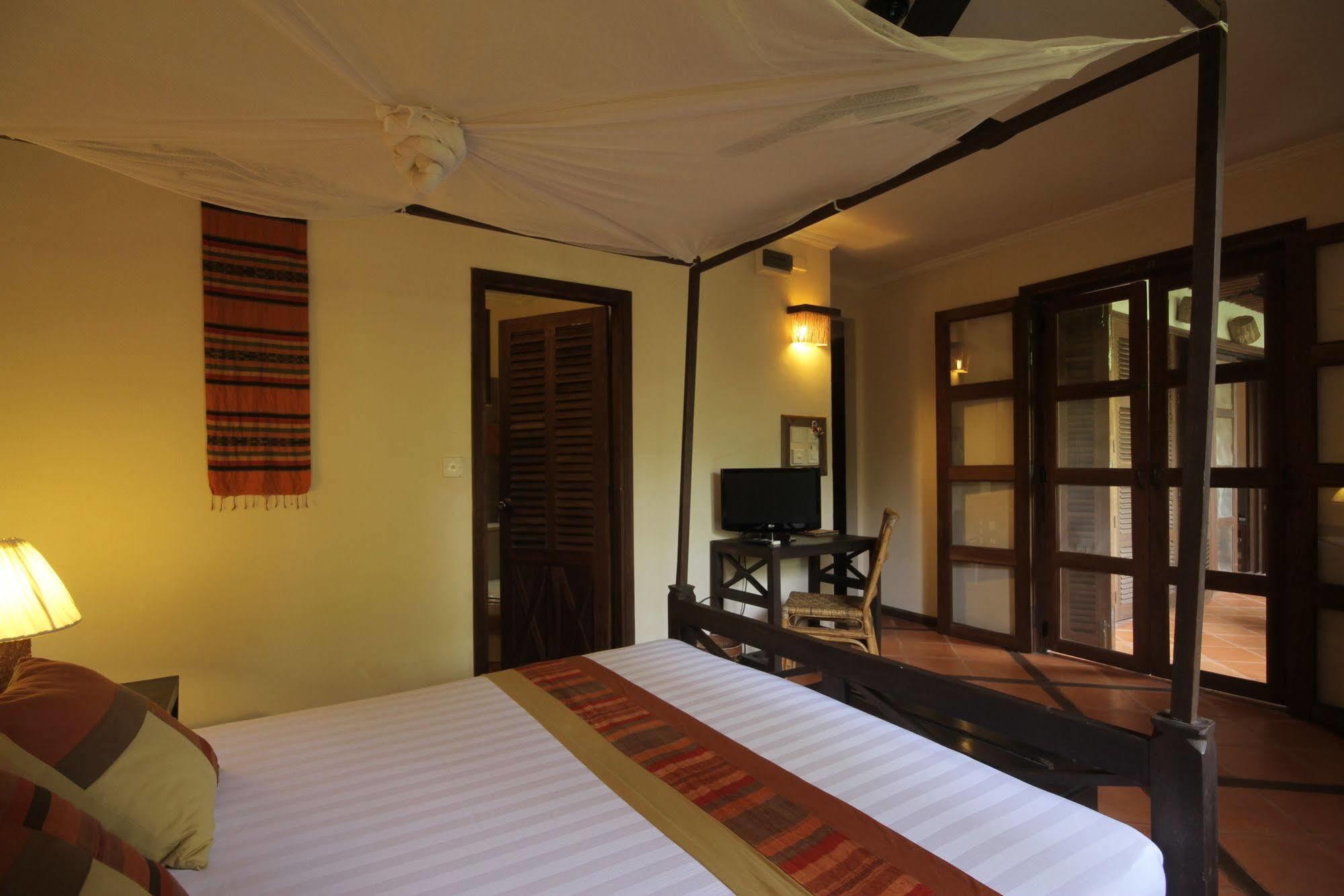 Mysteres D'Angkor Siem Reap Lodge Exterior photo