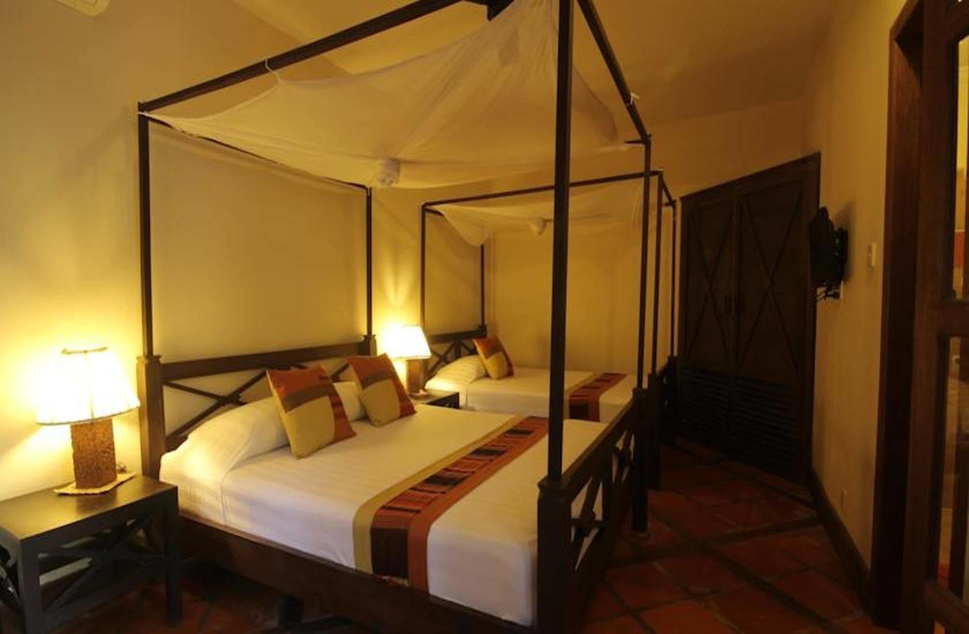 Mysteres D'Angkor Siem Reap Lodge Exterior photo